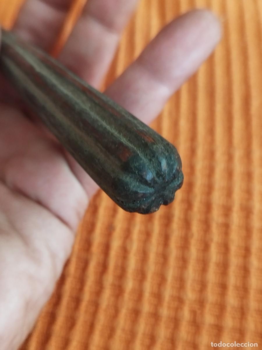 Antig&uuml;edades: Antiguo mango pieza, objeto de madera a identificar. - Foto 2
