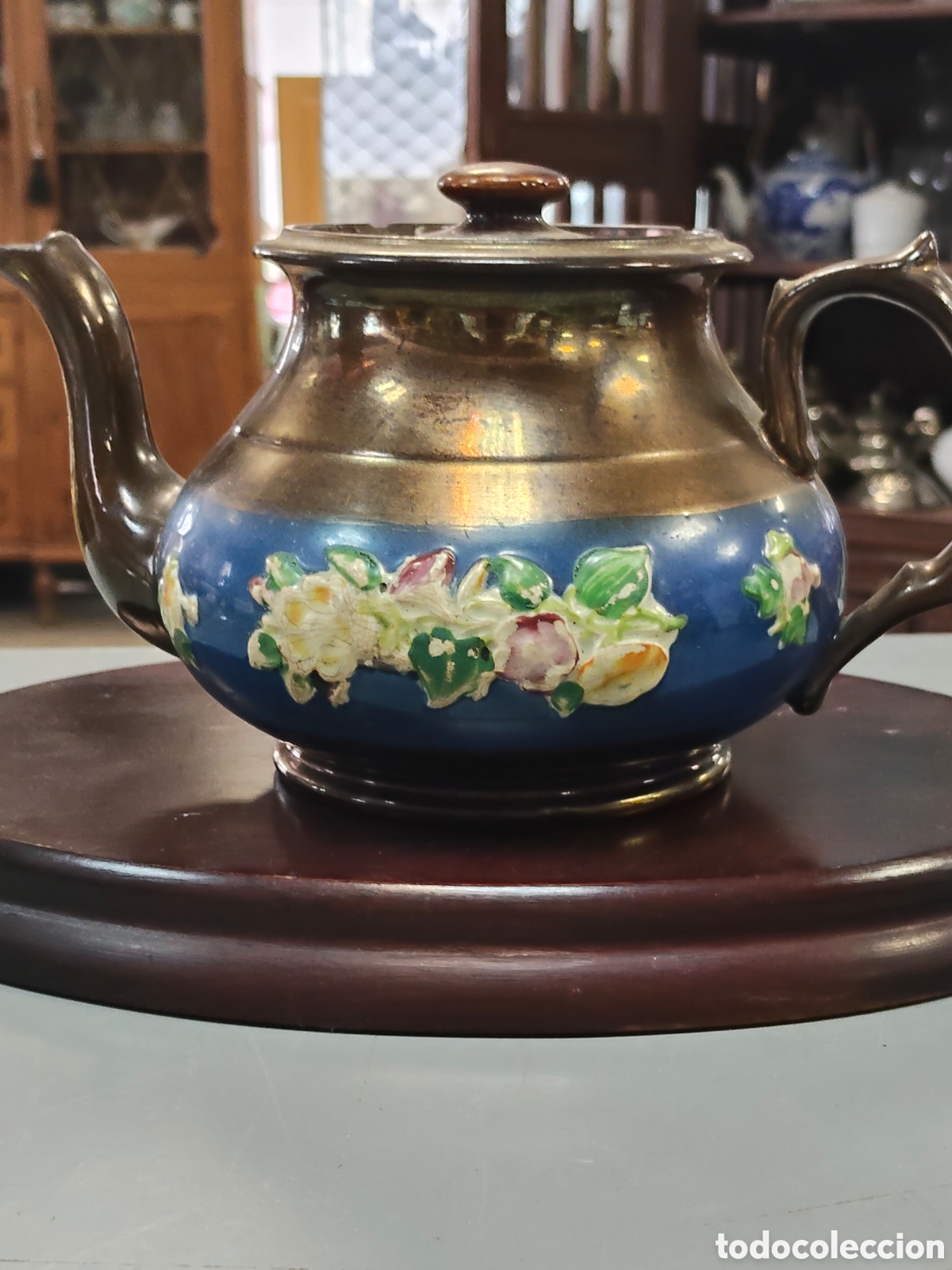 Antig&uuml;edades: tetera antigua de cer&aacute;mica estilo &rdquo;Copper Lustre&rdquo; inglesa, reconocible por su acabado met&aacute;lico cobri