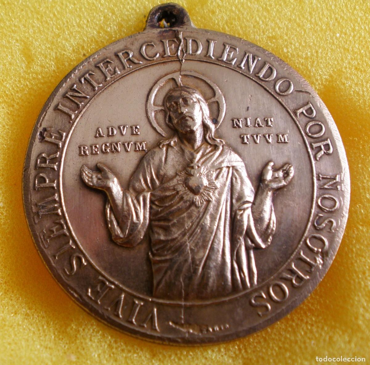 Antig&uuml;edades: MEDALLA APOSTOLADO DE LA ORACI&Oacute;N - ADVENIAT REGNUM TUUM - SAGRADO CORAZ&Oacute;N (S. XIX/XX)