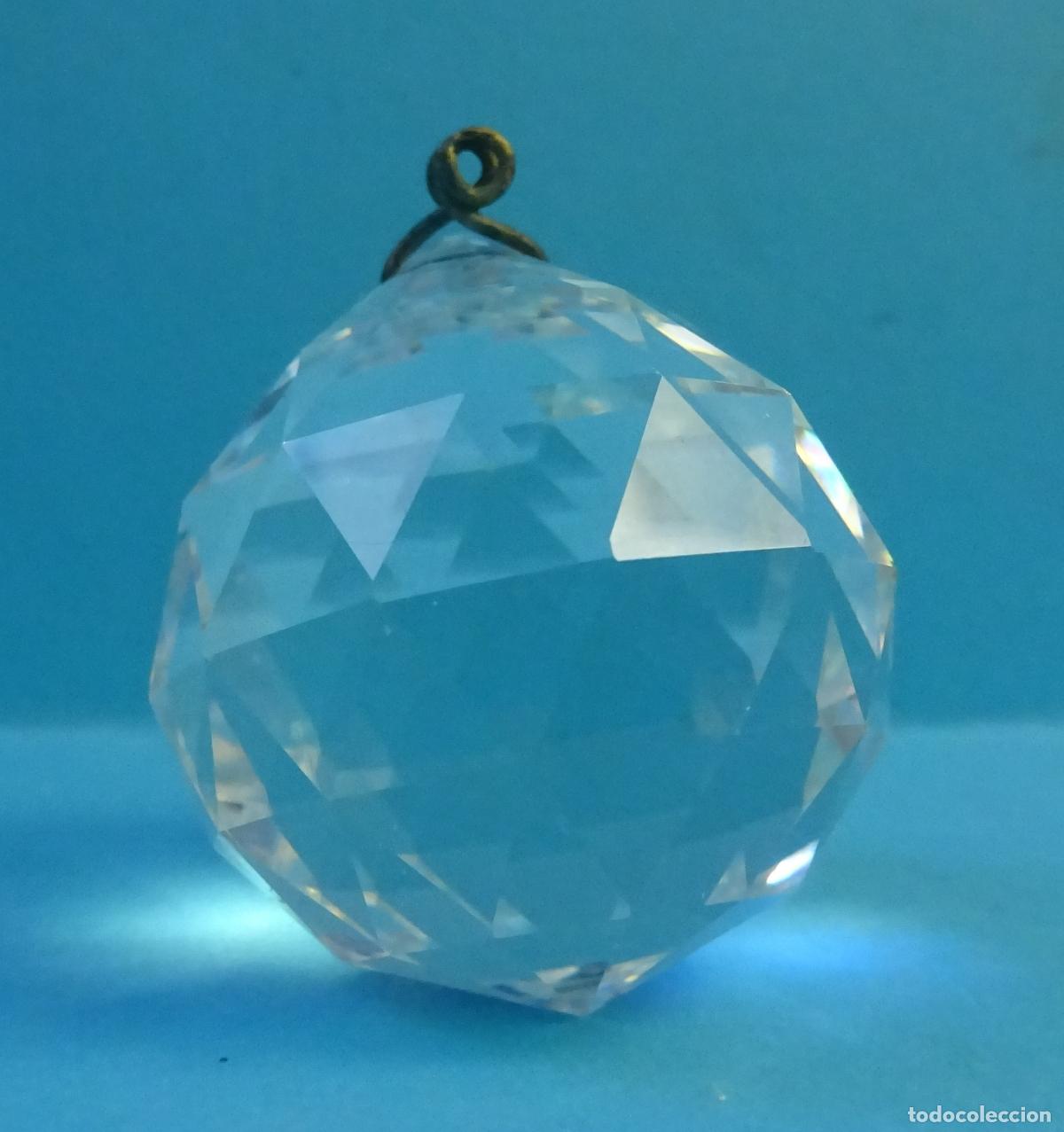 Antig&uuml;edades: L&Aacute;GRIMA DE CRISTAL FACETEADO. BOLA / ESFERA DI&Aacute;METRO 3 CM. PESO 45 GRAMOS