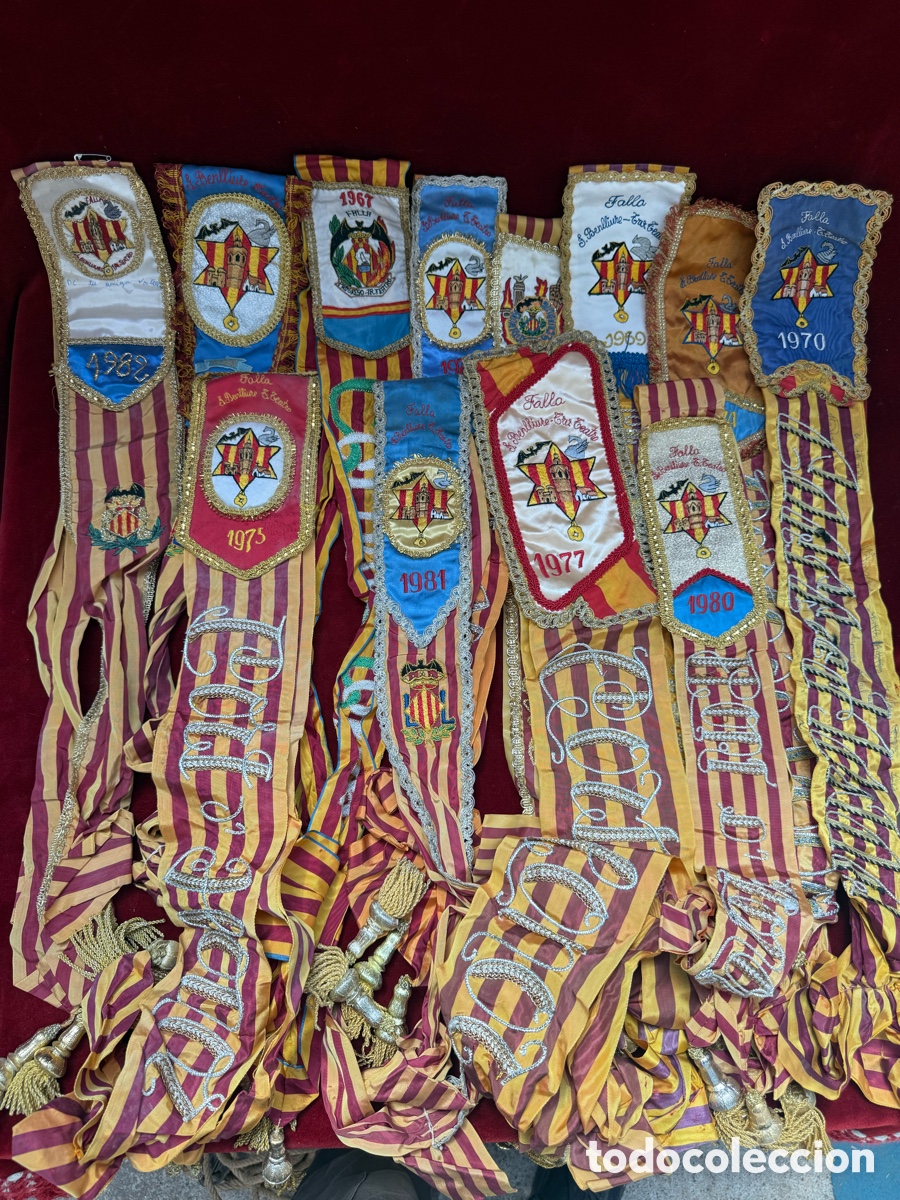 Antig&uuml;edades: Enorme lote de bandas Falleras antiguas!A&ntilde;o 60-70