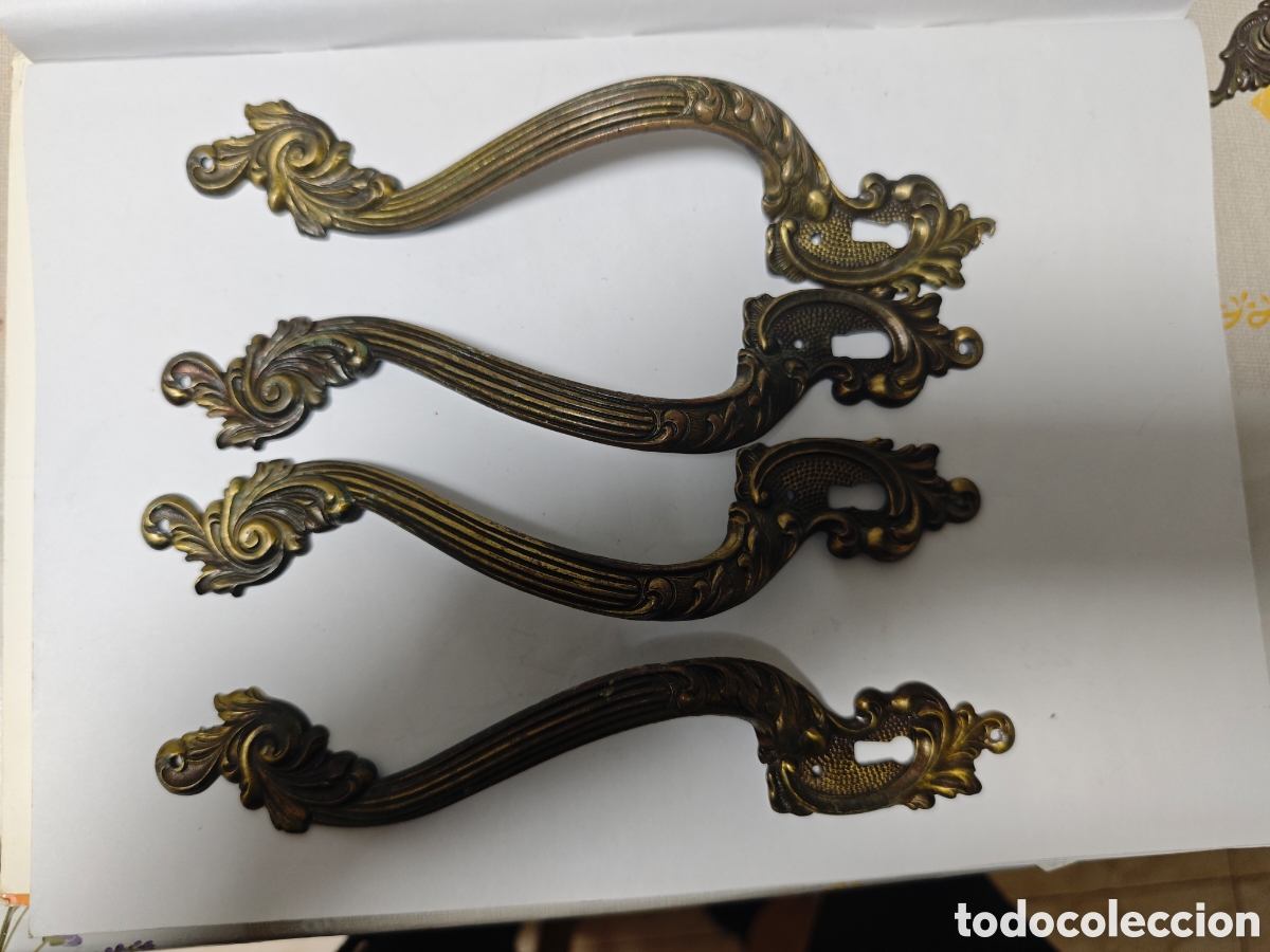 Antig&uuml;edades: Conozco cuatro tiradores antiguos en bronce o lat&oacute;n