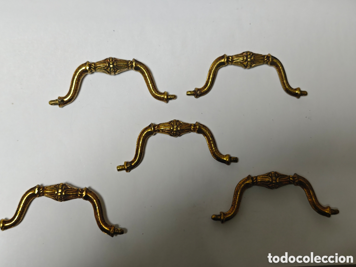 Antig&uuml;edades: Cinco tiradores antiguos en bronce - Foto 3