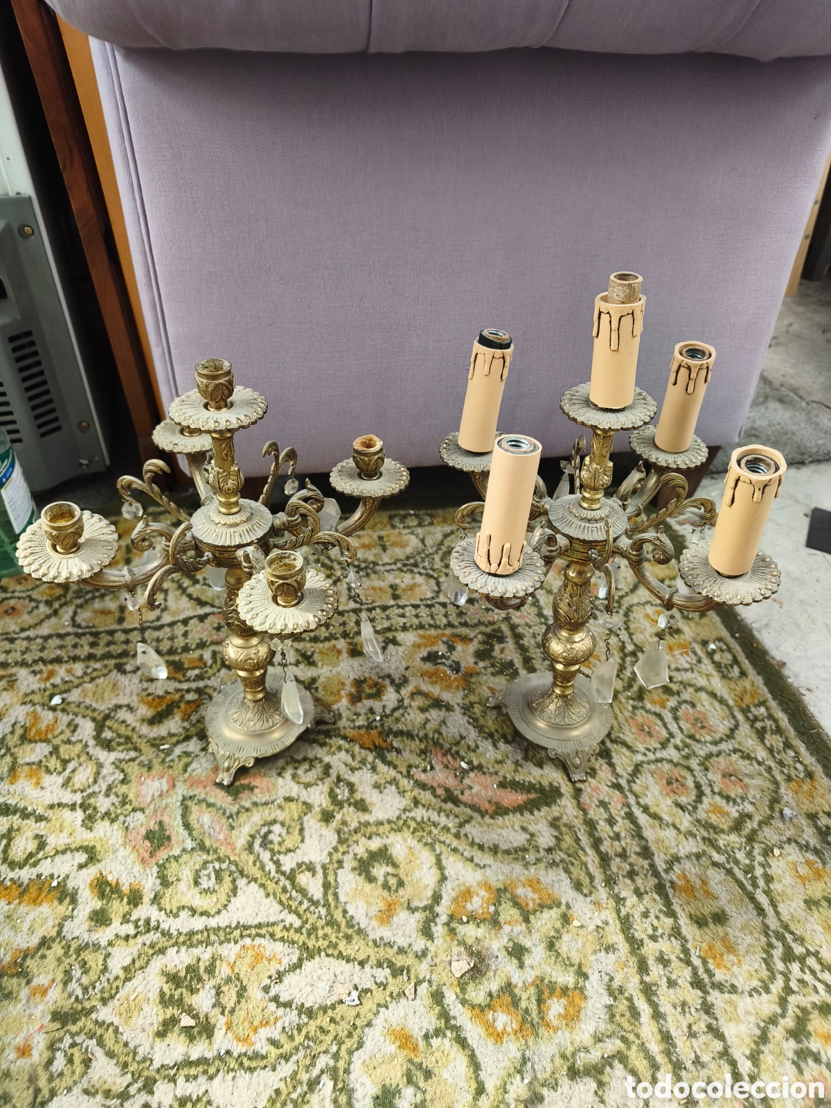 Antig&uuml;edades: Pareja de Candelabros Antiguos de Bronce y Cristal (Estilo Luis XV)