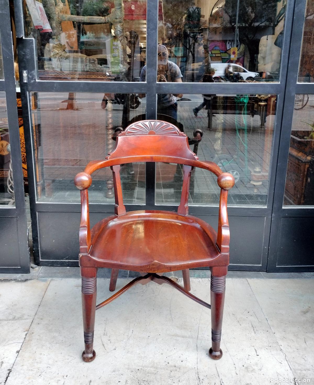 Antig&uuml;edades: ANTIGUA SILLA O SILL&Oacute;N DE MANO DE ESTILO SHERATON O MODERNISTA. MADERA DE CAOBA. EUROPA. SIGLO XIX.