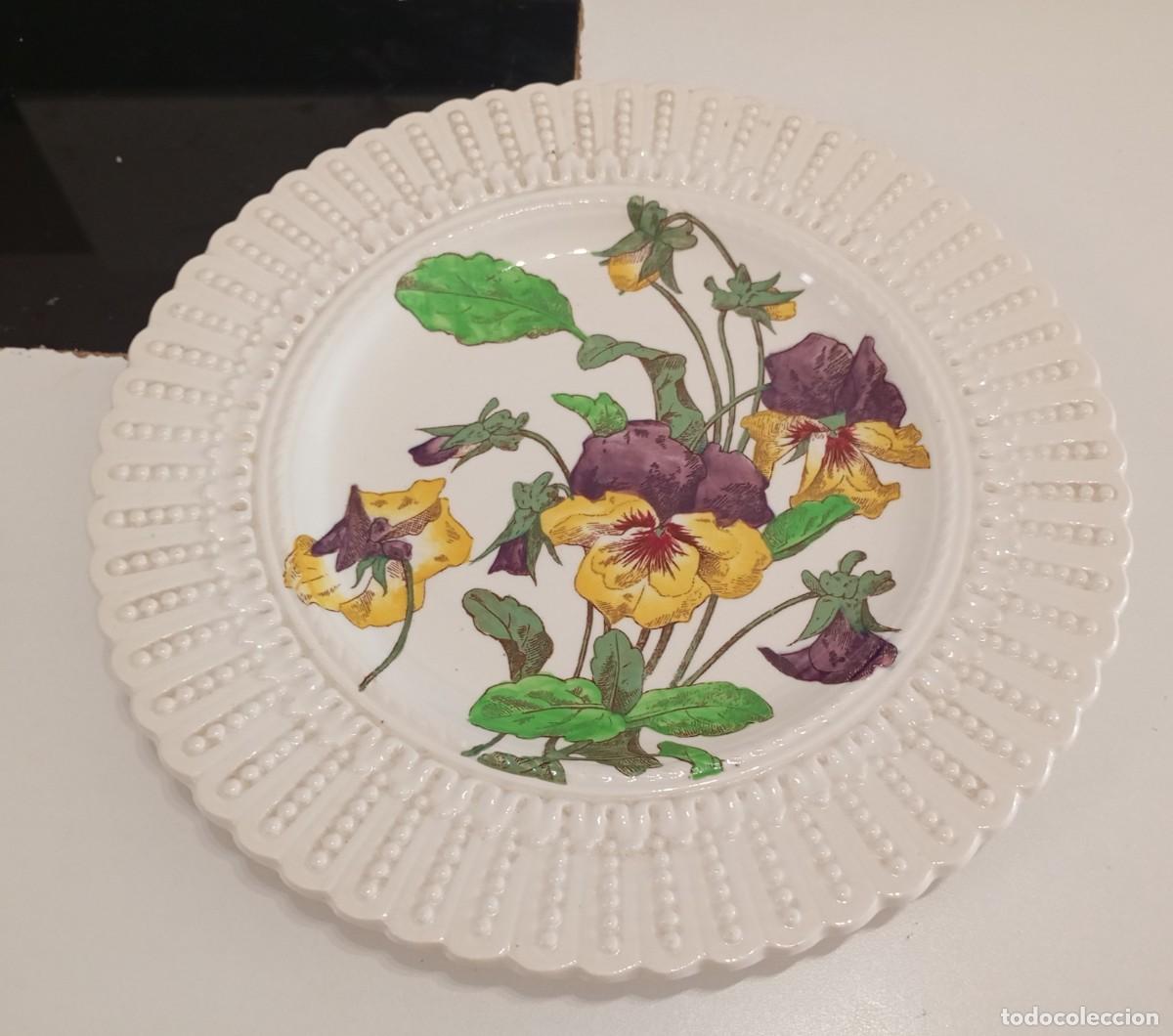 Antig&uuml;edades: BONITO PLATO DE PORCELANA ANTIGUO DE 1920-30,DE LA MARCA ROYAL CAULDON,PATRON 2477, COLECCI&Oacute;N FLOWER