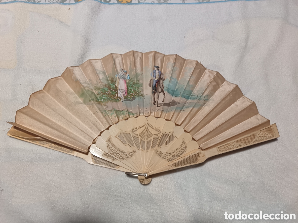 Antig&uuml;edades: BONITO ABANICO ANTIGUO , HUESO TALLADO Y PAIS PINTADO