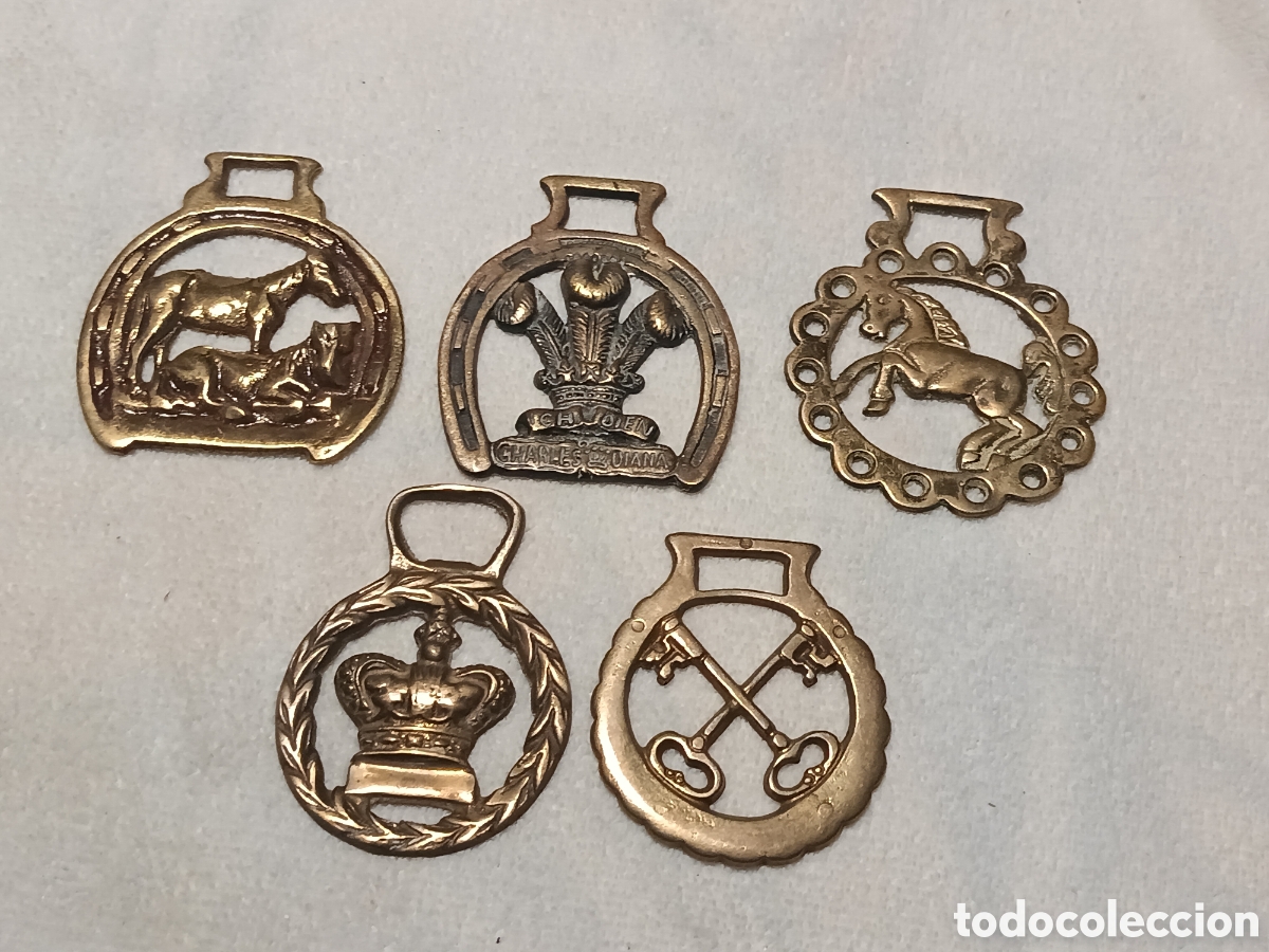 Antig&uuml;edades: LOTE DE CAIRELES O JAECES, LATON, CABALLOS