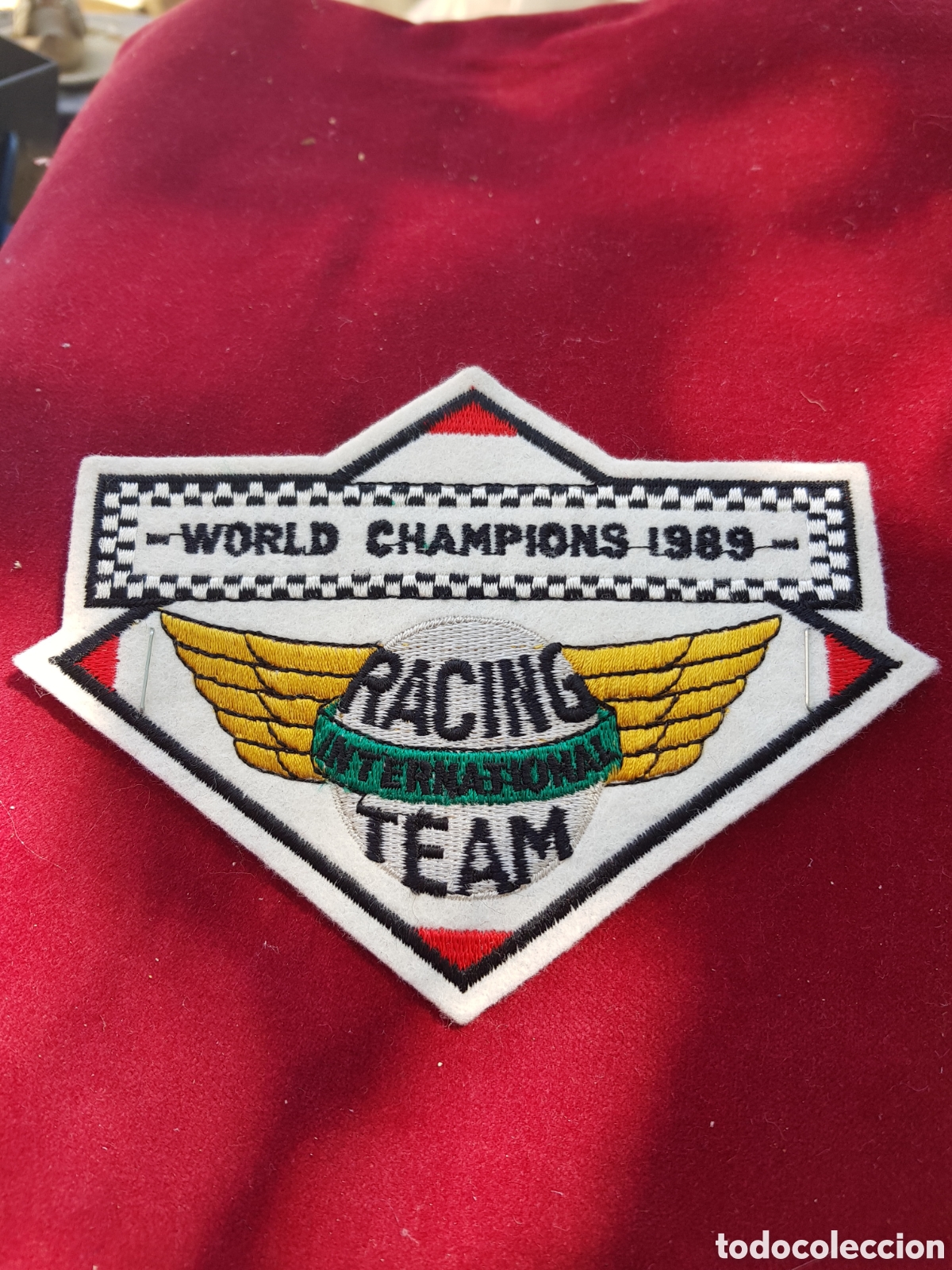 Antig&uuml;edades: ANTIGUO PARCHE BORDADO CHAMPION 1989