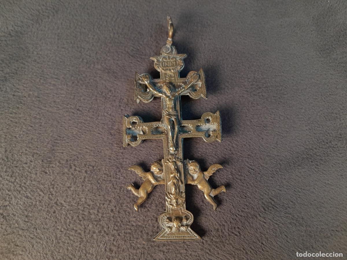 Antig&uuml;edades: ANTIGUA CRUZ DE CARAVACA REALIZADA EN BRONCE. FINALES S. XIX.