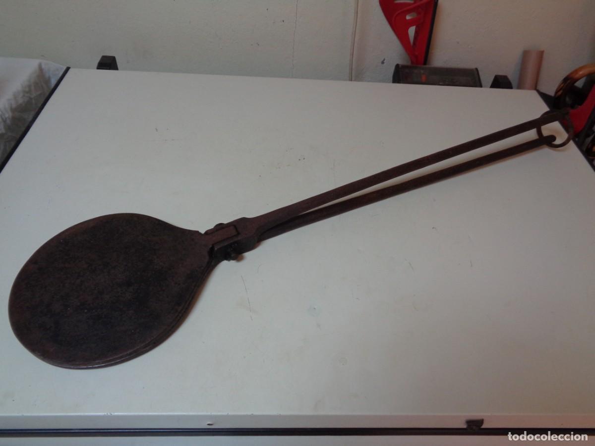 Antig&uuml;edades: crepera o gofrera siglo XVIII a XIX forja procedencia espa&ntilde;a