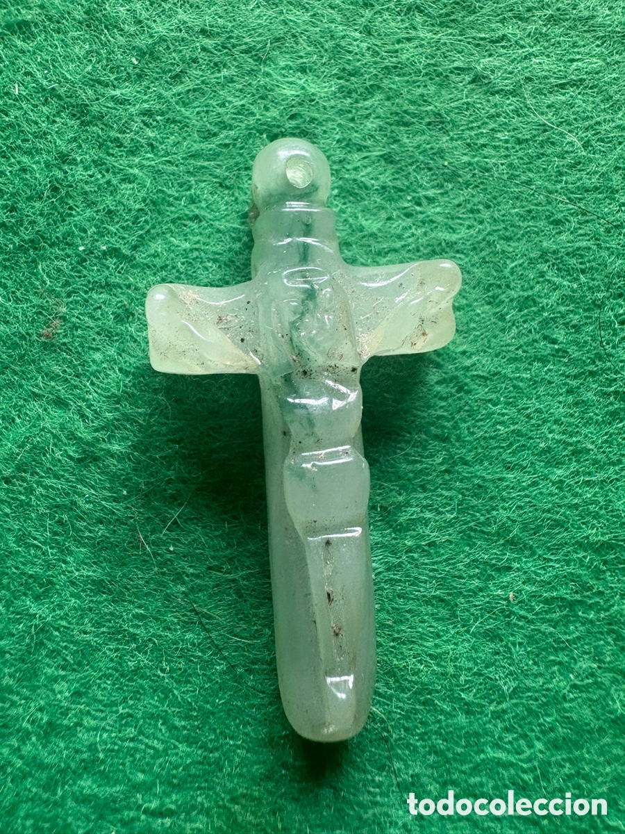 Antig&uuml;edades: Cruz religiosa verde imitando a Jade (A6)