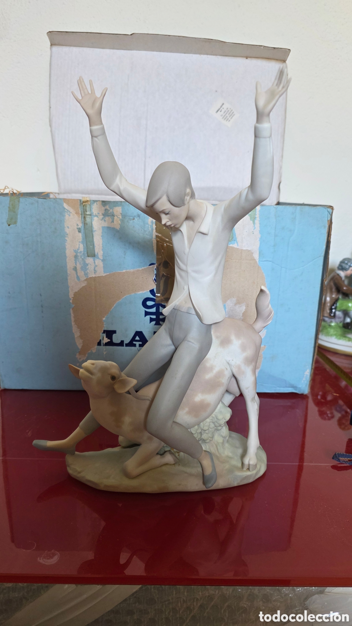 Antig&uuml;edades: Figura porcelana lladro joven con cabra