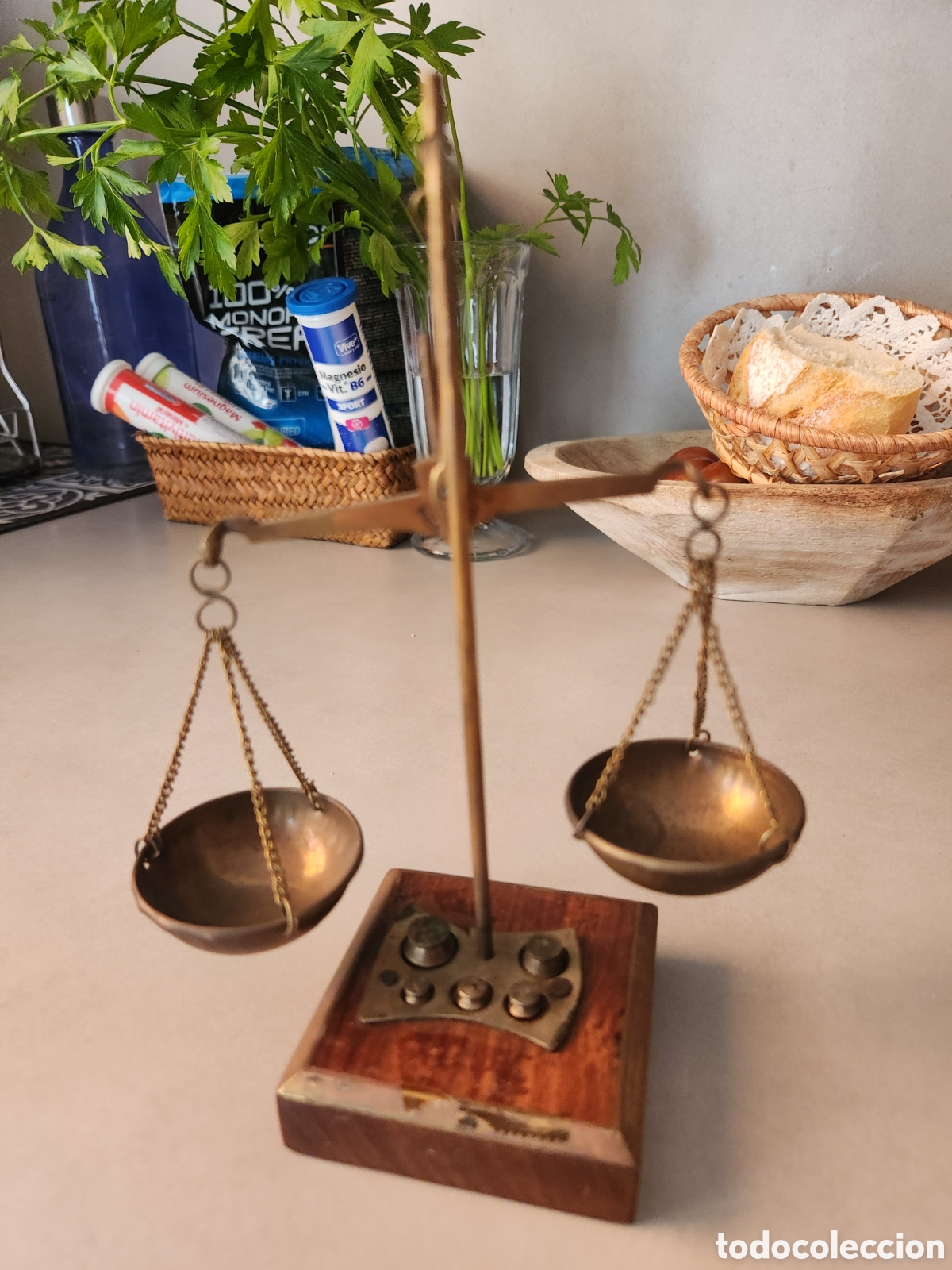 Antiques: Balanza antigua peque&ntilde;o tama&ntilde;o