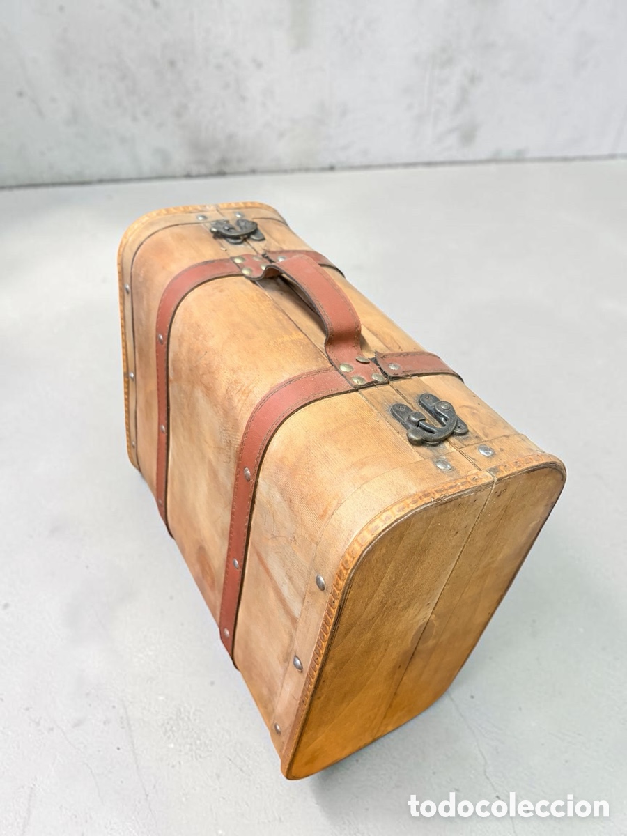 Antig&uuml;edades: Maleta de madera antigua - Foto 3