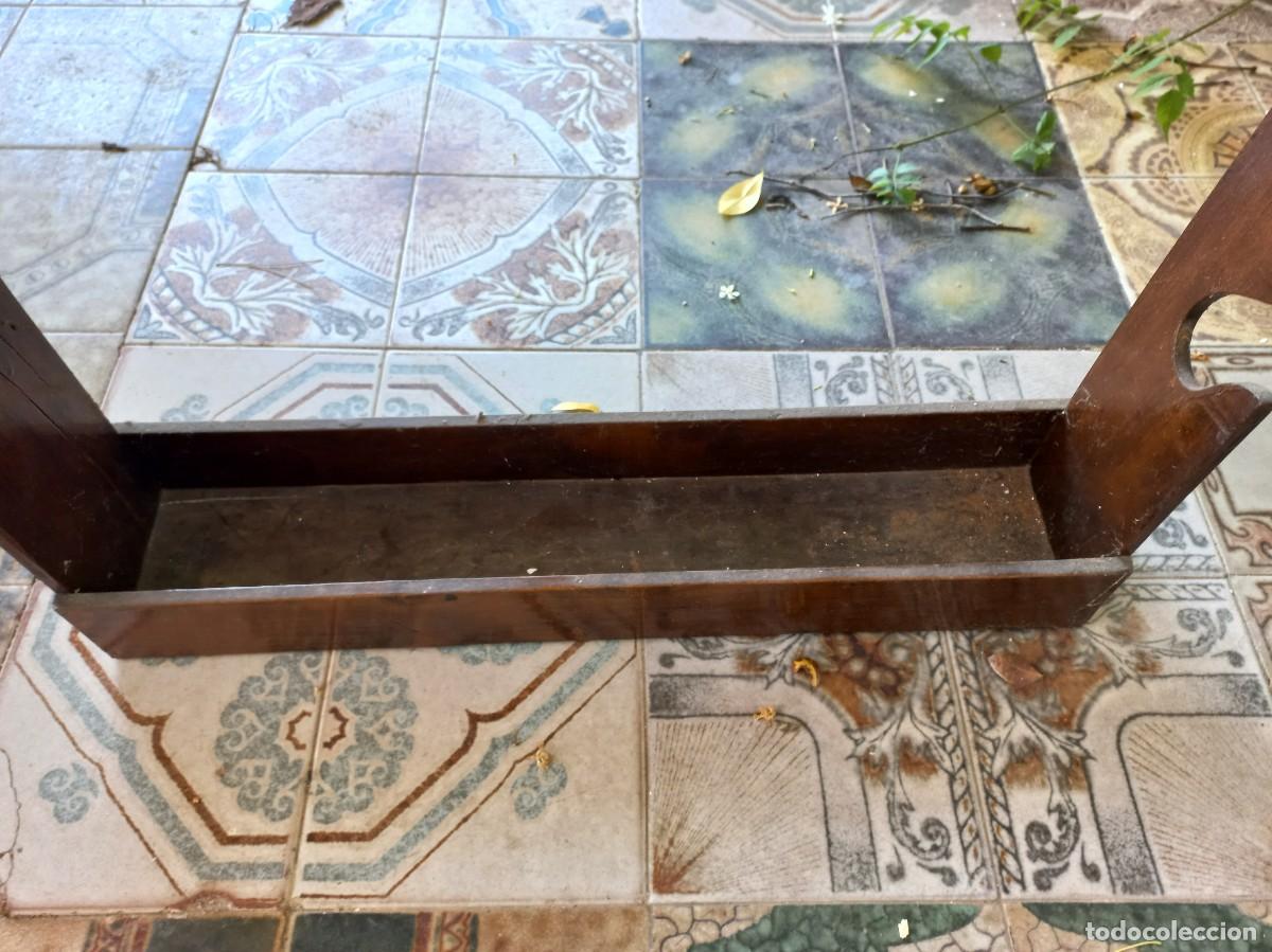 Antig&uuml;edades: antiguo armero escopetero de madera - Foto 6
