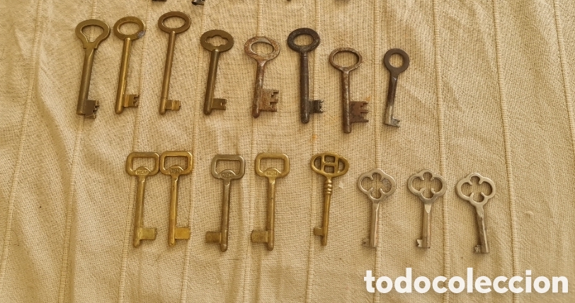 Antig&uuml;edades: Lote de 15 Llaves Antiguas y Vintage - Colecci&oacute;n Decorativa