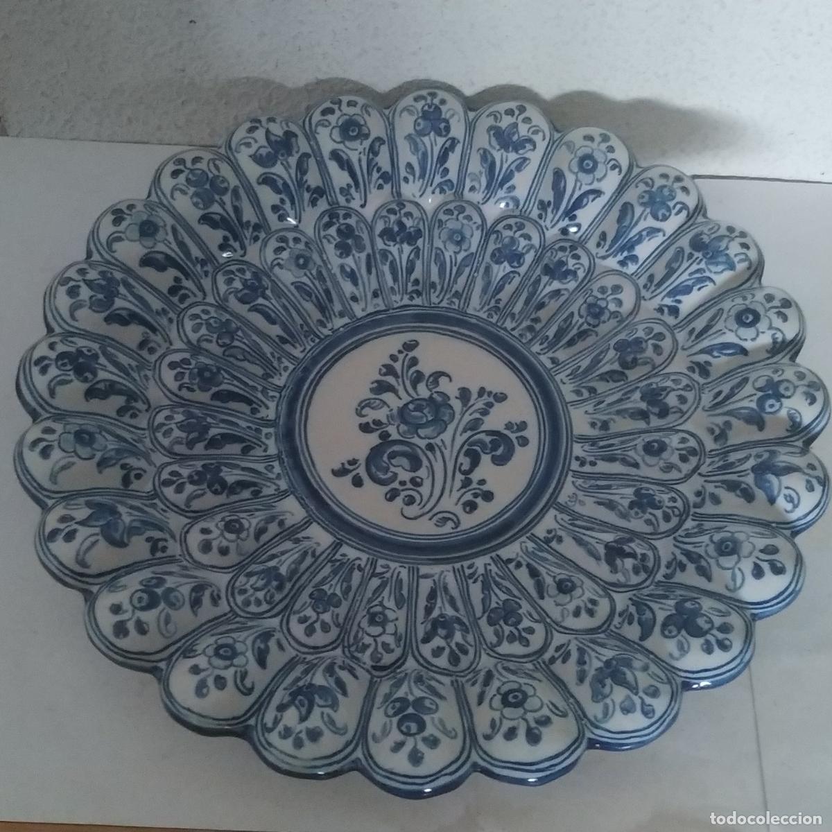 Antiques: Plato Talavera (Toledo) serie agallonada con Ramos Ruiz Luna S Alfaro Para viajar