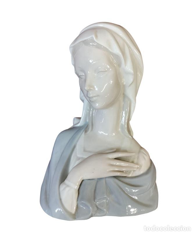 Antig&uuml;edades: BUSTO DE MADONNA O VIRGEN MAR&Iacute;A. PORCELANA DE LLADR&Oacute;. ESPA&Ntilde;A. SIGLO XX.