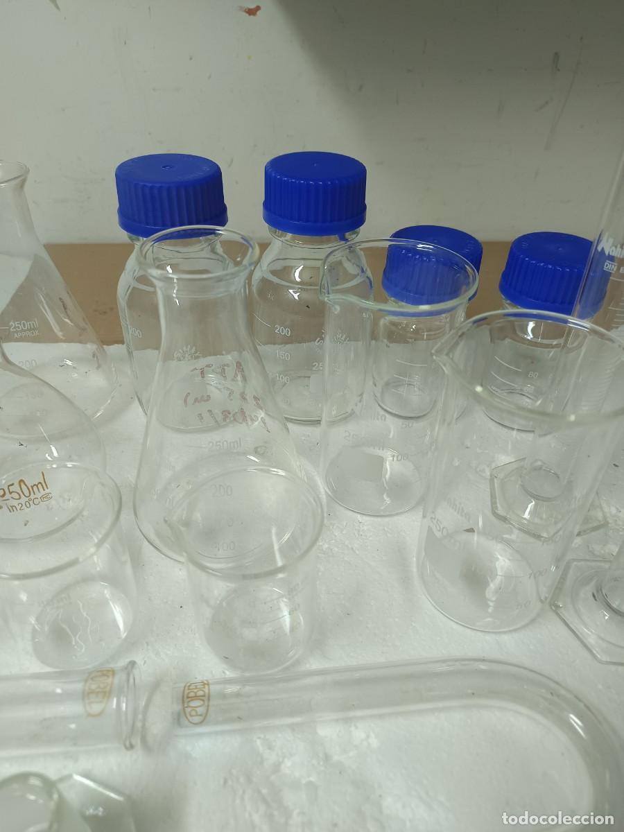 Antig&uuml;edades: Lote de objetos de laboratorio cristal - Foto 3
