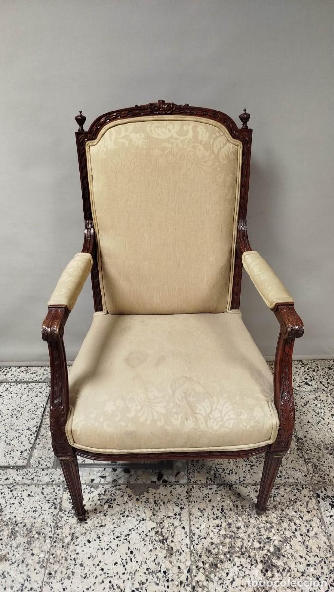 Antig&uuml;edades: SILL&Oacute;N ESTILO LUIS XVI DE MADERA DE NOGAL - Foto 2