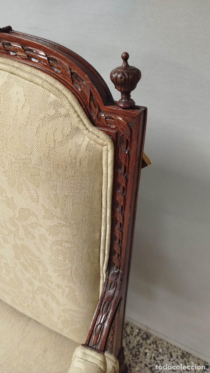 Antig&uuml;edades: SILL&Oacute;N ESTILO LUIS XVI DE MADERA DE NOGAL - Foto 5