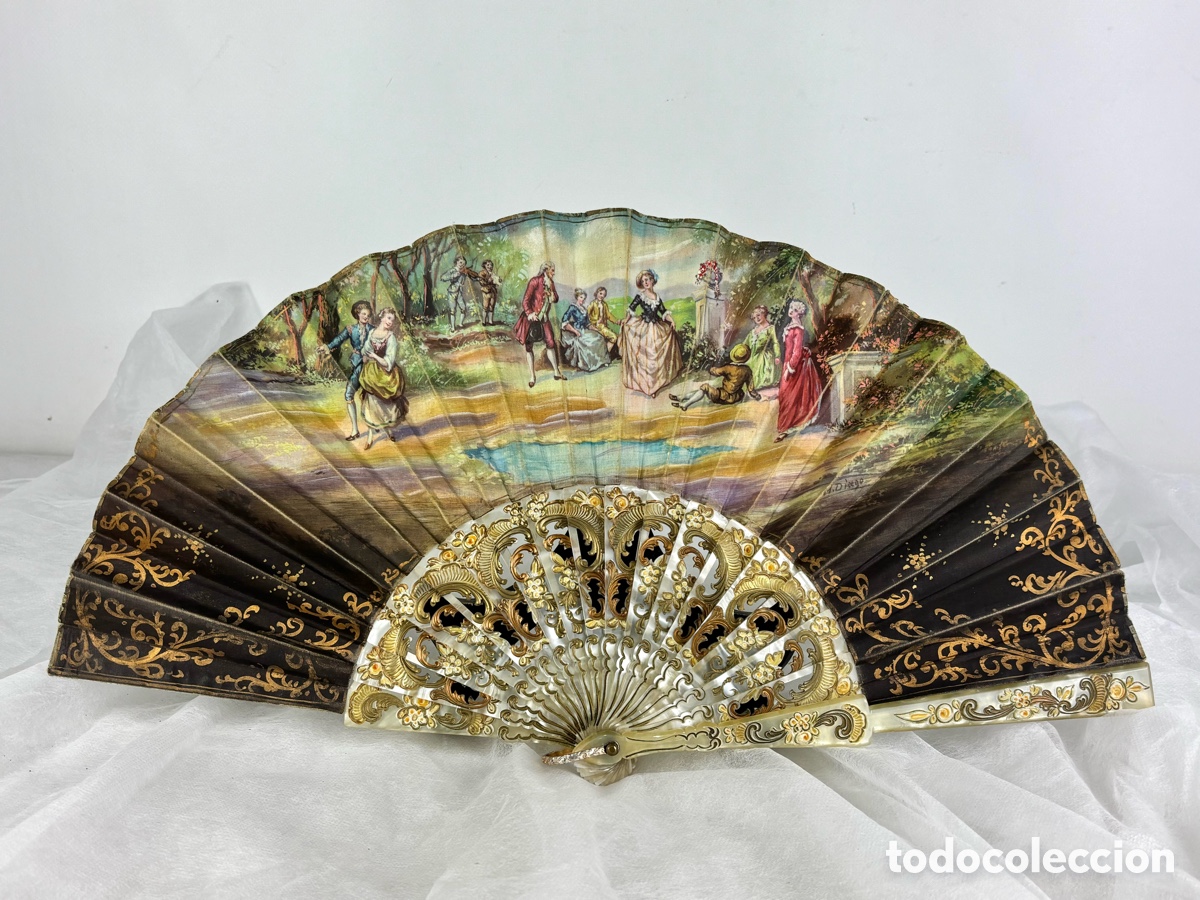 Antig&uuml;edades: ABANICO CON ESCENA CORTESANA - FIRMADO M. DIEGO - CON CAJA