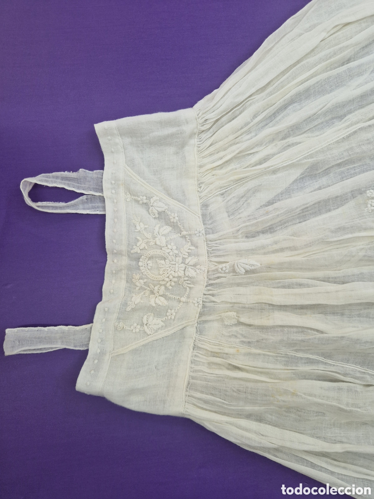 Antig&uuml;edades: Fald&oacute;n de organza de algod&oacute;n bordado - Foto 10