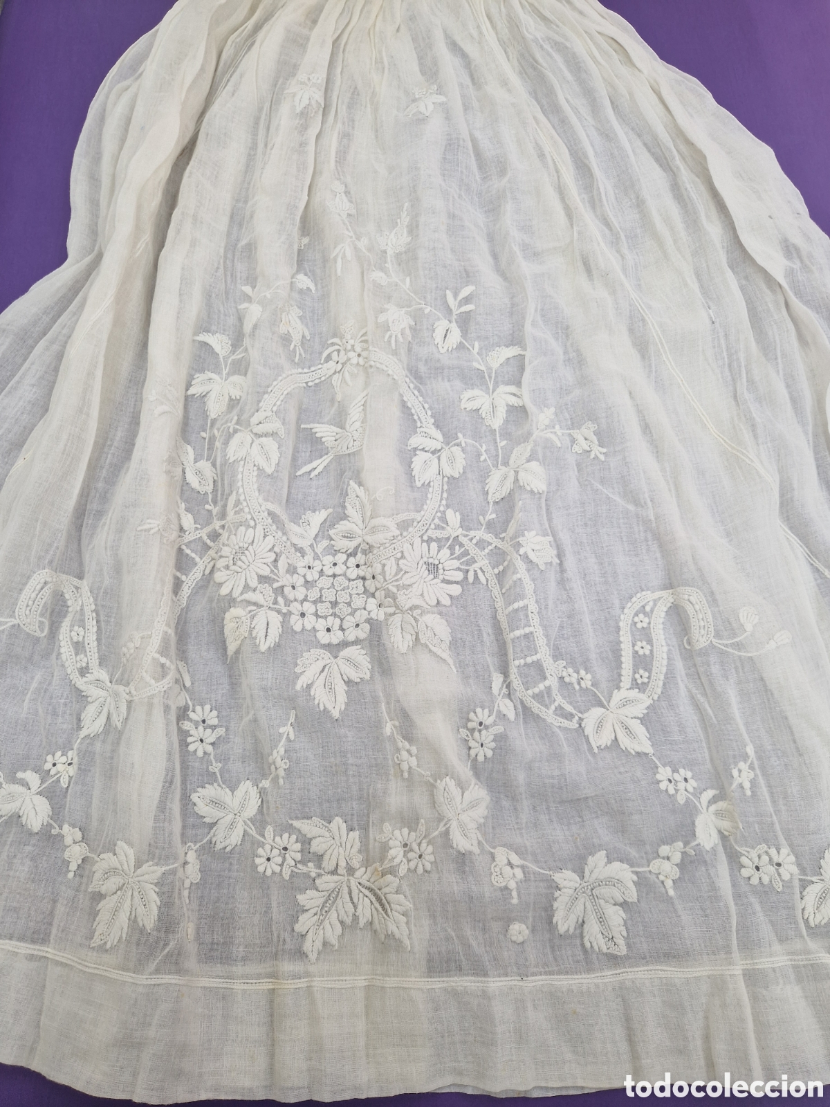 Antig&uuml;edades: Fald&oacute;n de organza de algod&oacute;n bordado - Foto 12