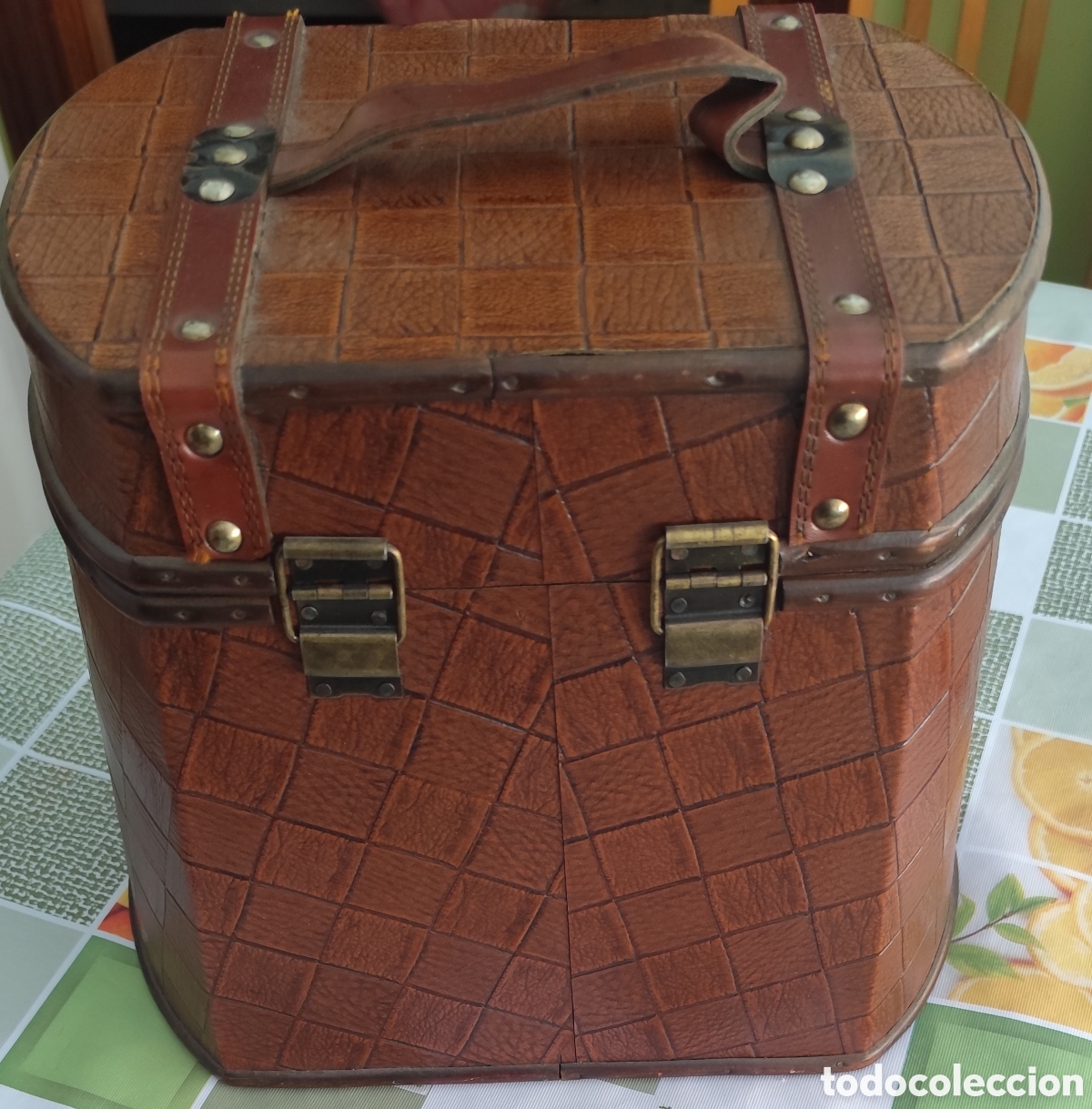 Antig&uuml;edades: Cofre Ba&uacute;l Vintage Piel y Madera Decorativo