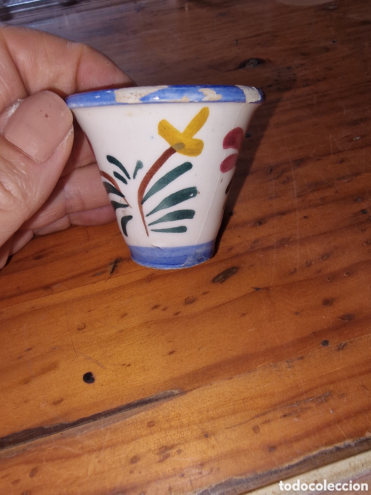 Antig&uuml;edades: Antigua maceta de cer&aacute;mica pintada,medida 5x5cm aprox