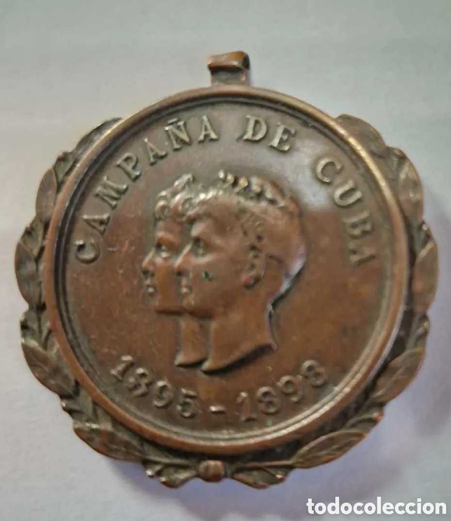 Antig&uuml;edades: Lote especial MEDALLA