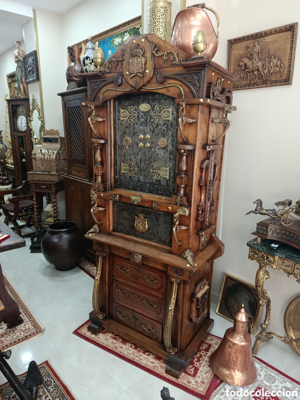 Antig&uuml;edades: Caja fuerte imperial