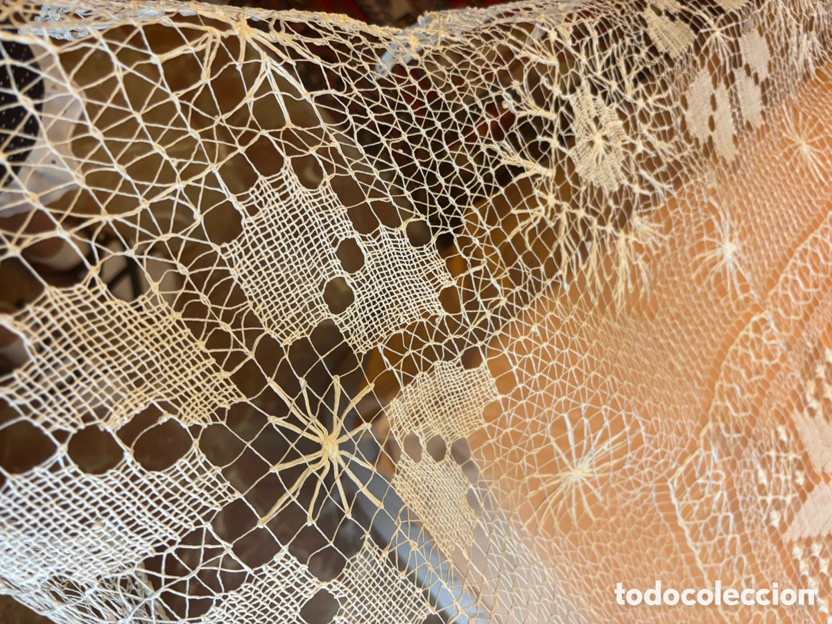 Antig&uuml;edades: Colcha antigua de hilo de perl&eacute; muy fino de cama de matrimonio