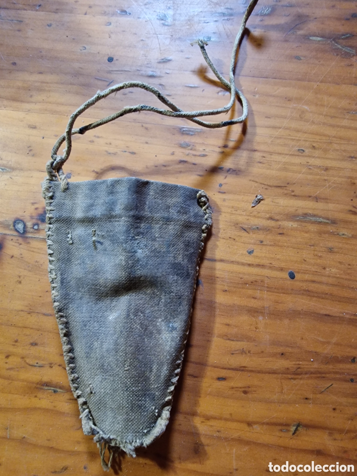 Antig&uuml;edades: Antigua funda para herramienta de campo,ver fotos