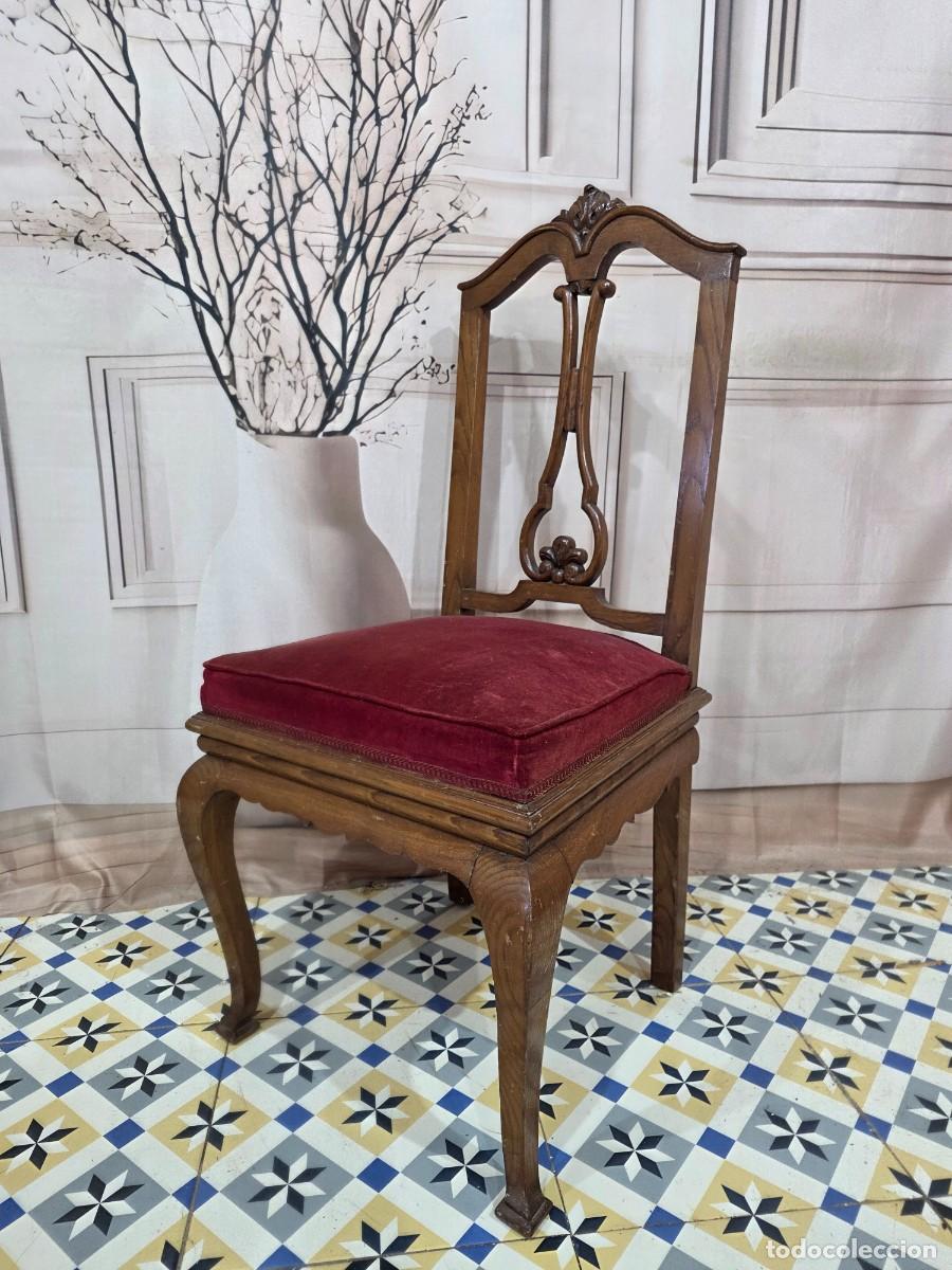 Antig&uuml;edades: Silla de madera de estilo Luis XVI