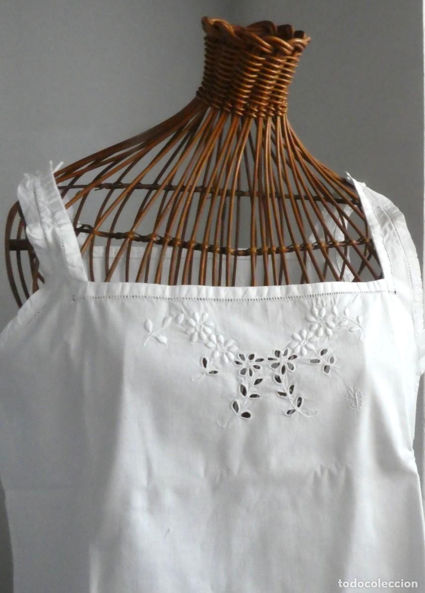 Antig&uuml;edades: ANTIGUO CAMIS&Oacute;N DE ALGOD&Oacute;N INICIAL Y PPIO.S.XX