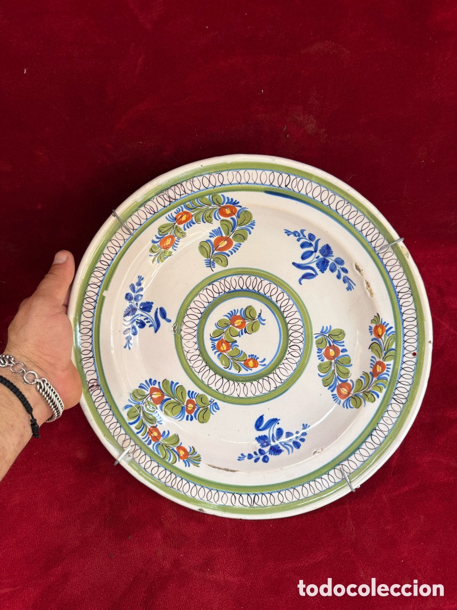 Antig&uuml;edades: Antiguo y gran plato de ceramica de Manises!