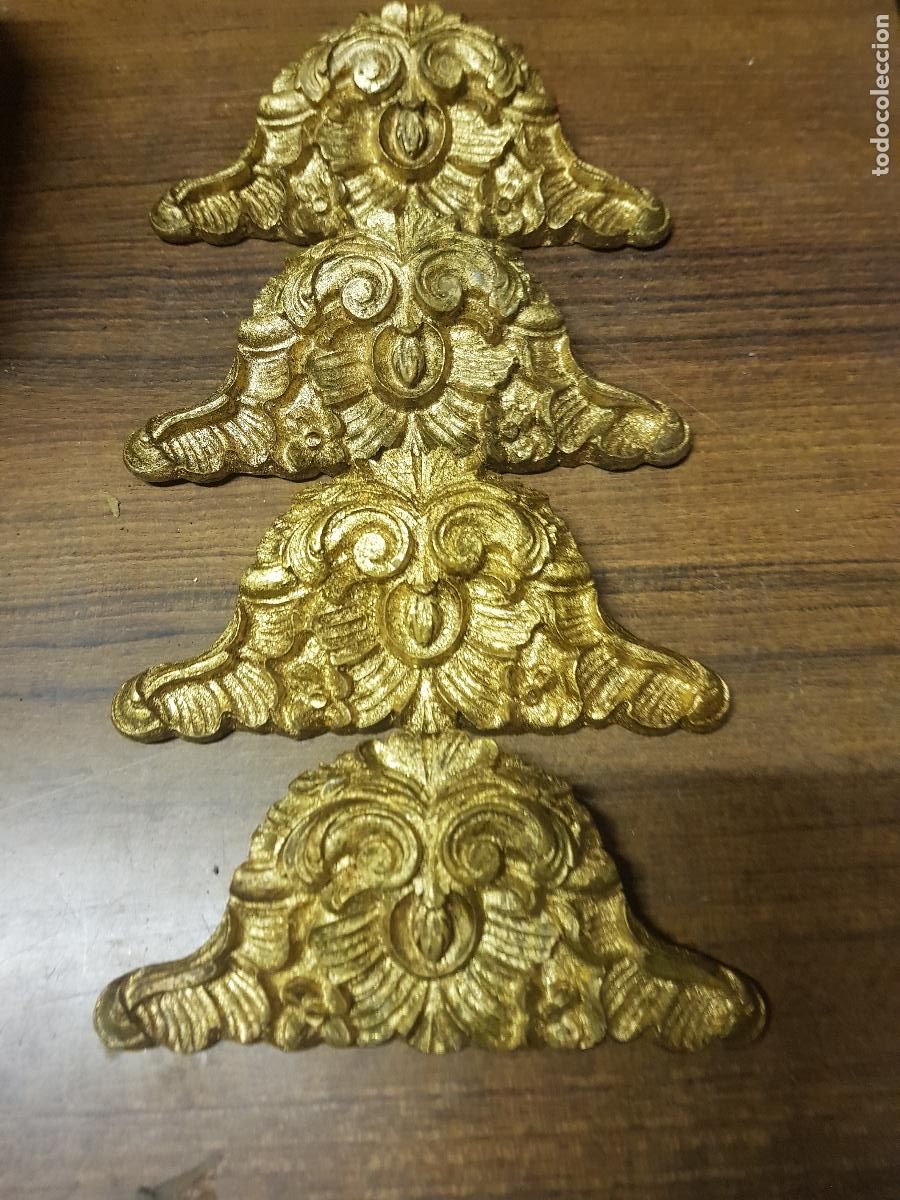 Antig&uuml;edades: ASORNOS HECHOS EN RESINA COLOR ORO