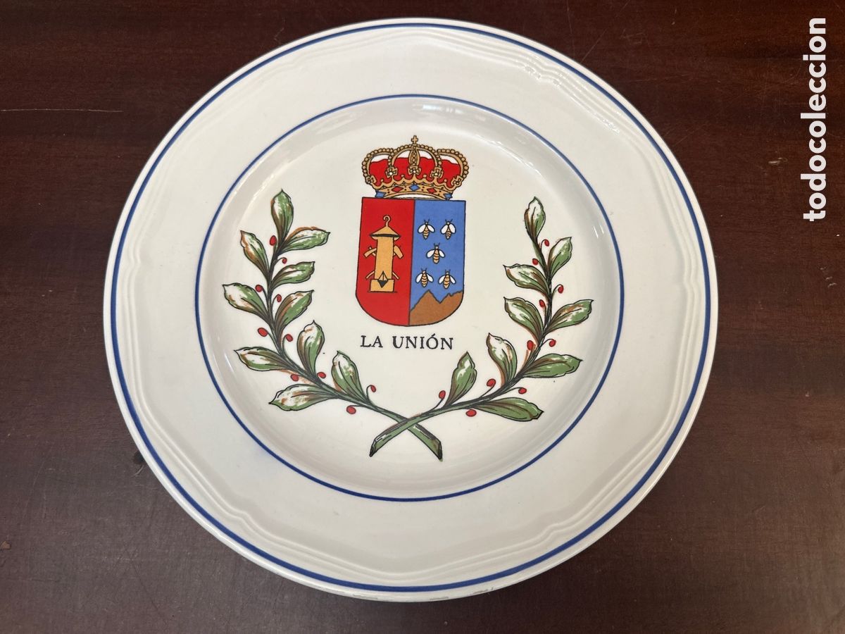 Antig&uuml;edades: BONITO PLATO EE CERAMICA ESMALTADA CON EL ESCUDO DE LA UNI&Oacute;N. MURCIA