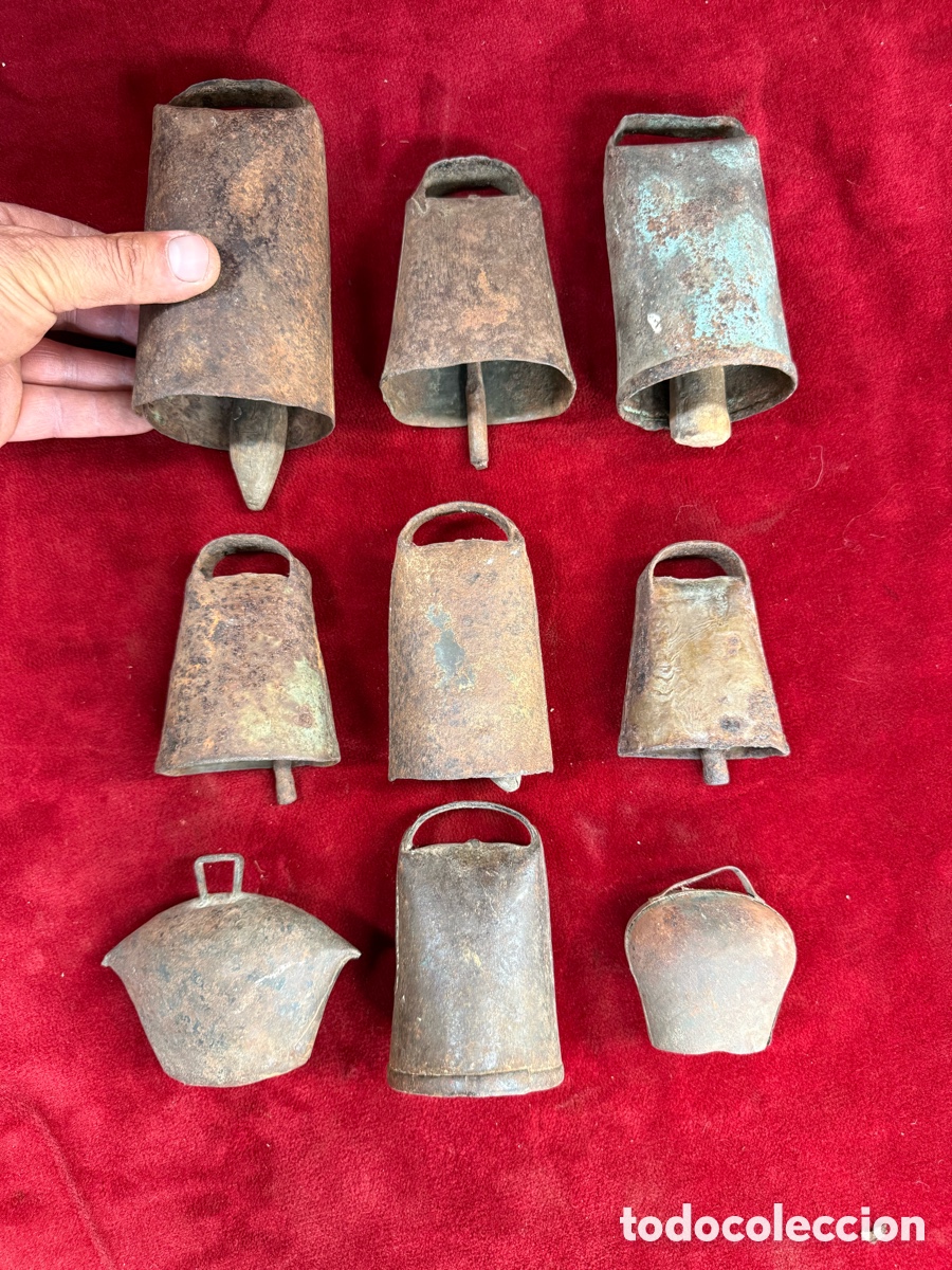 Antig&uuml;edades: Lote de 9 antiguos cencerros!