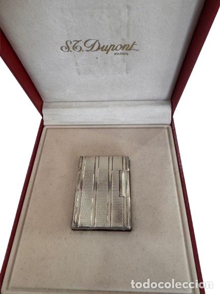 Antig&uuml;edades: Encendedor de lujo S.T. Dupont chapado en plata con estuche original