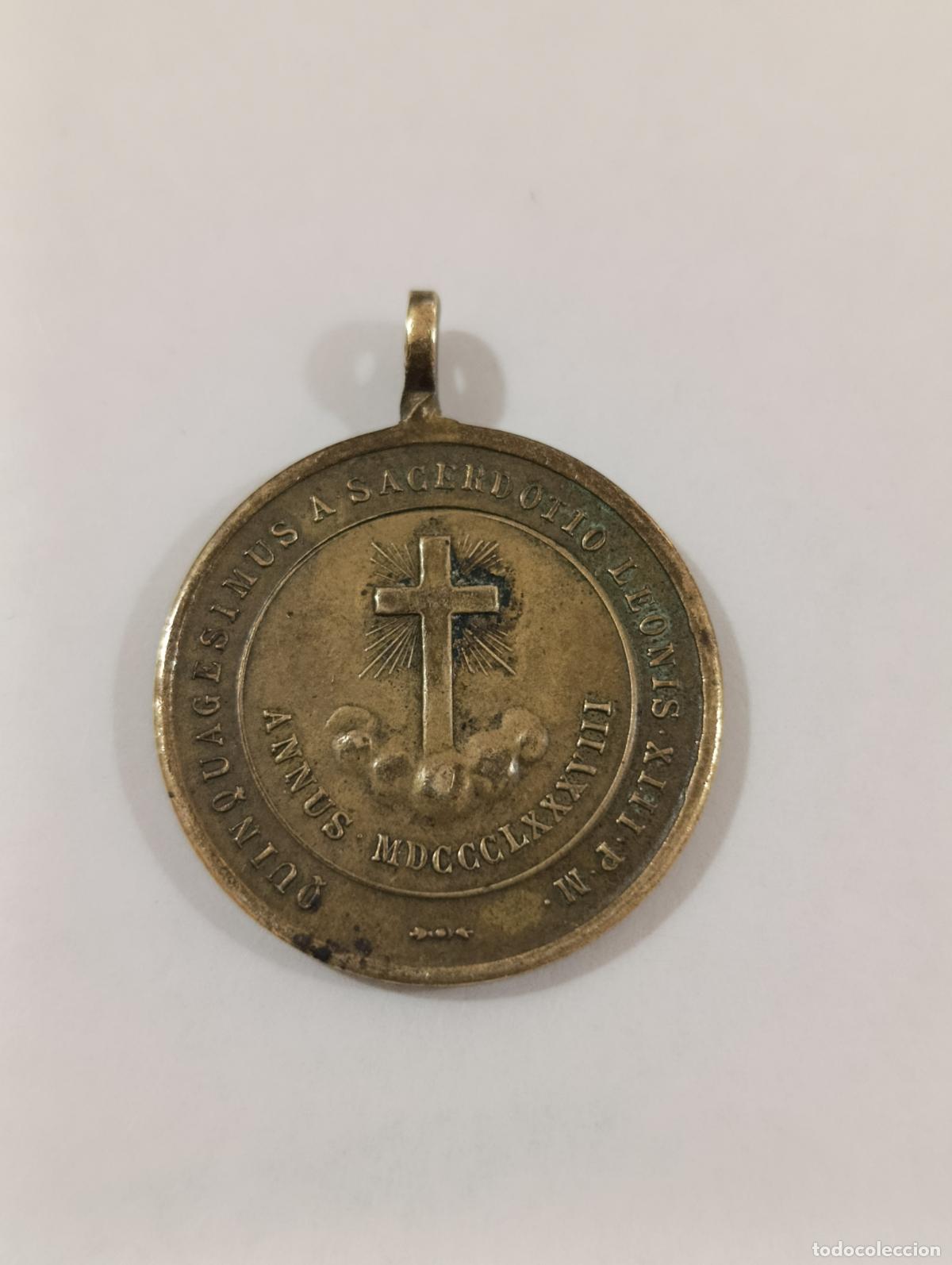 Antig&uuml;edades: MEDALLA BRONCE RELIGIOSA QUINQUAGESIMOS A SACERDOTIO LEONIS XIII ANNUS 1888 LEO XIII PONT MAX ROMAE