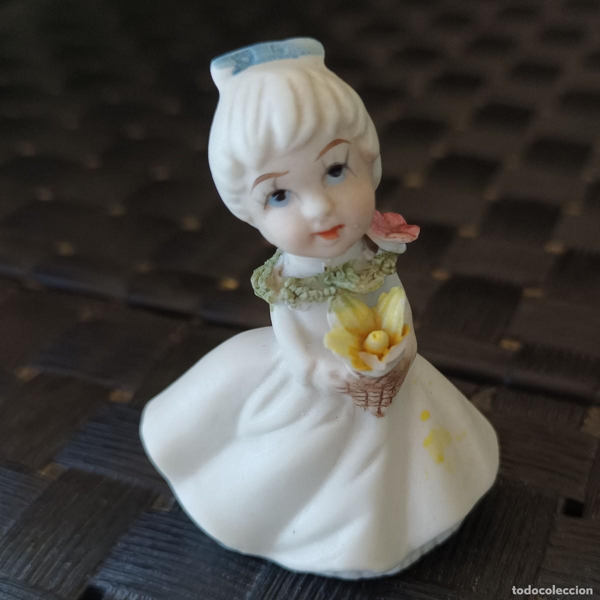 Antig&uuml;edades: PEQUE&Ntilde;A FIGURA PORCELANA NI&Ntilde;A VESTIDO BLANCO