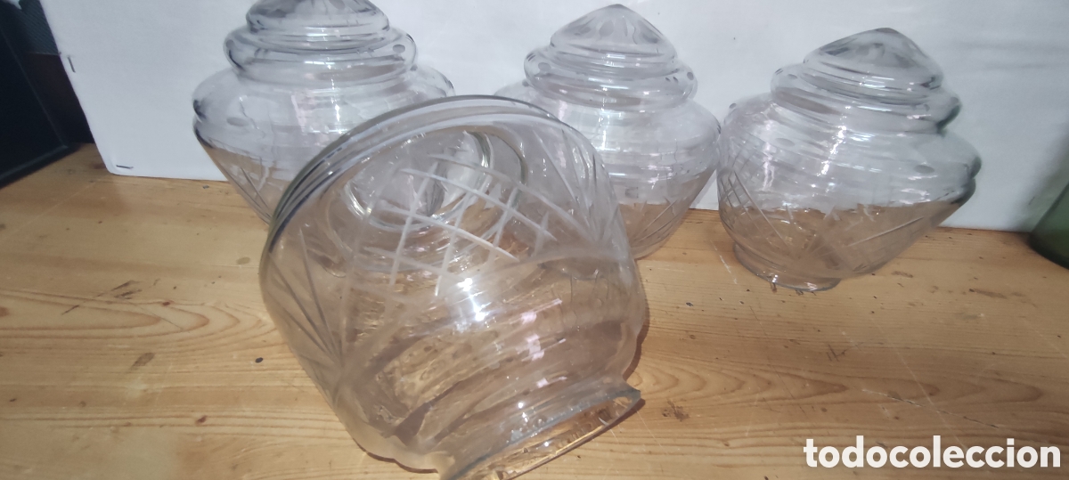 Antig&uuml;edades: Conjunto 4 tulipas talladas - Foto 6