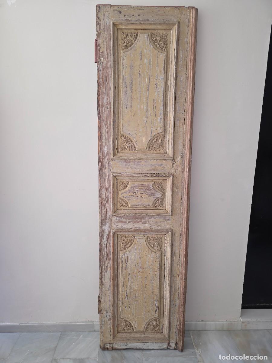 Antig&uuml;edades: Puerta antigua de interior con tallados - Foto 2