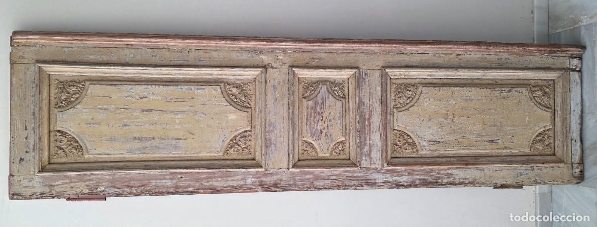 Antig&uuml;edades: Puerta antigua de interior con tallados - Foto 4