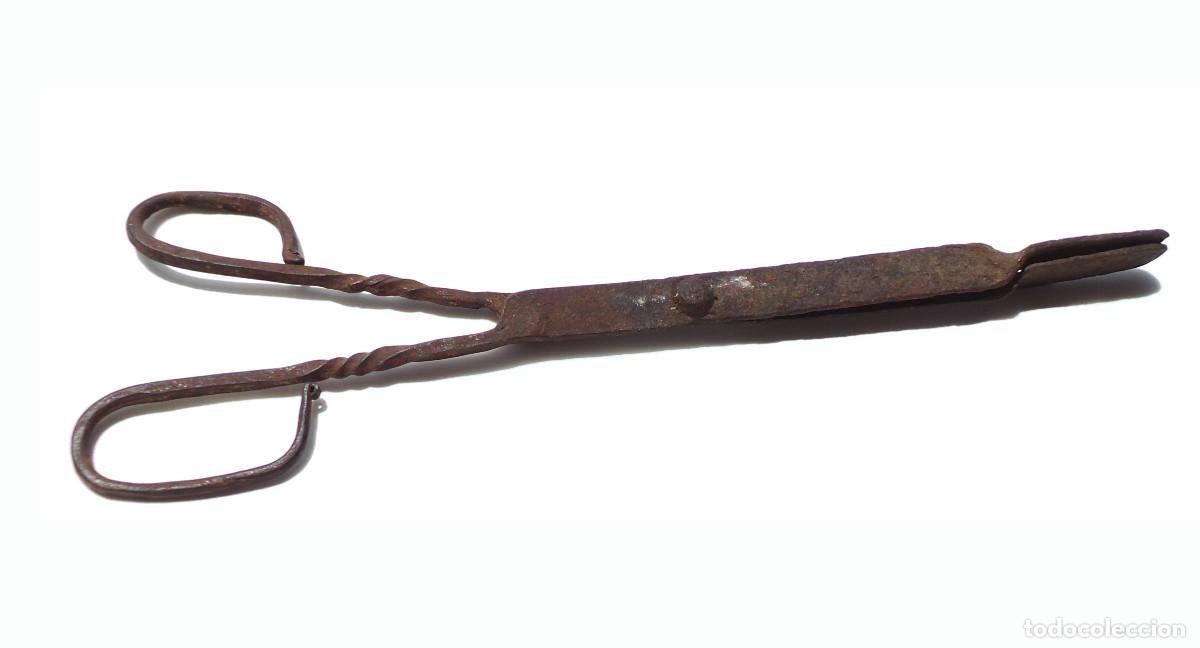 Antig&uuml;edades: PINZAS O TIJERAS ANTIGUAS PARA CHIMENEA. 39,5 CM DE LARGO.PROX. DECORACI&Oacute;N. NO FUNCIONALES.
