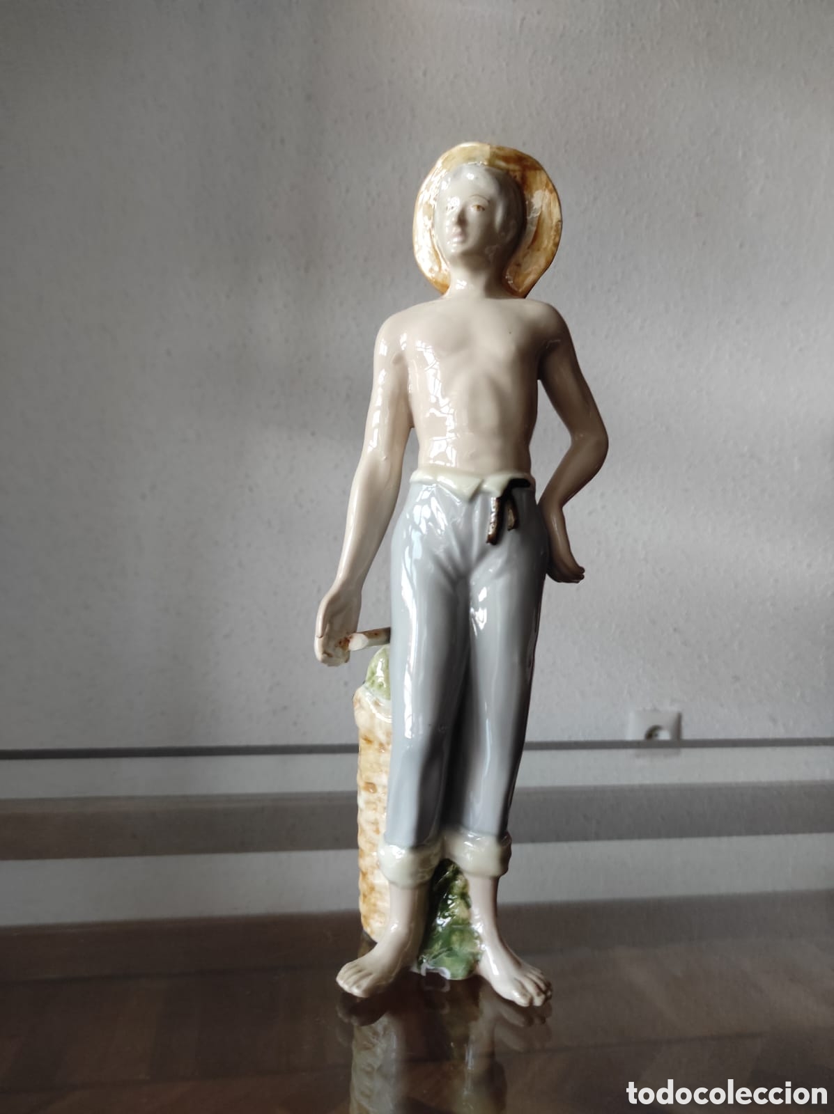Antig&uuml;edades: Joven con sombrero - Porcelana