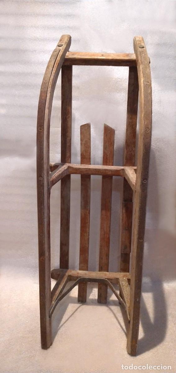 Antig&uuml;edades: Trineo de madera para adulto - Suiza a&ntilde;os 50